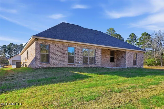 $334,280 | 205 Anderson Oaks Drive, Pearl, MS 39208