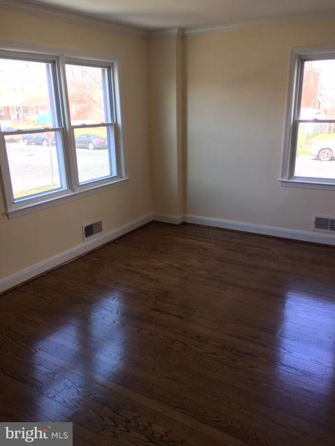 2242 Coralthorn Road Baltimore, MD 21220 - Photo 13 of 22 Living Room