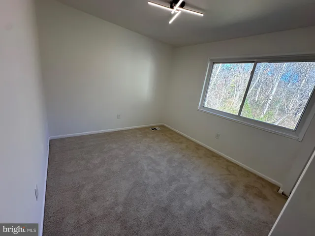 $2,500 | 18424 Allspice Drive, Germantown, MD 20874