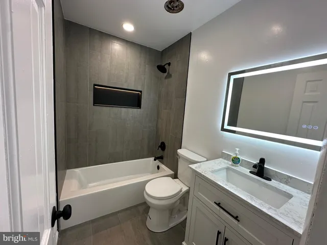 $2,500 | 18424 Allspice Drive, Germantown, MD 20874