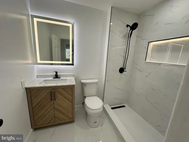 $2,500 | 18424 Allspice Drive, Germantown, MD 20874