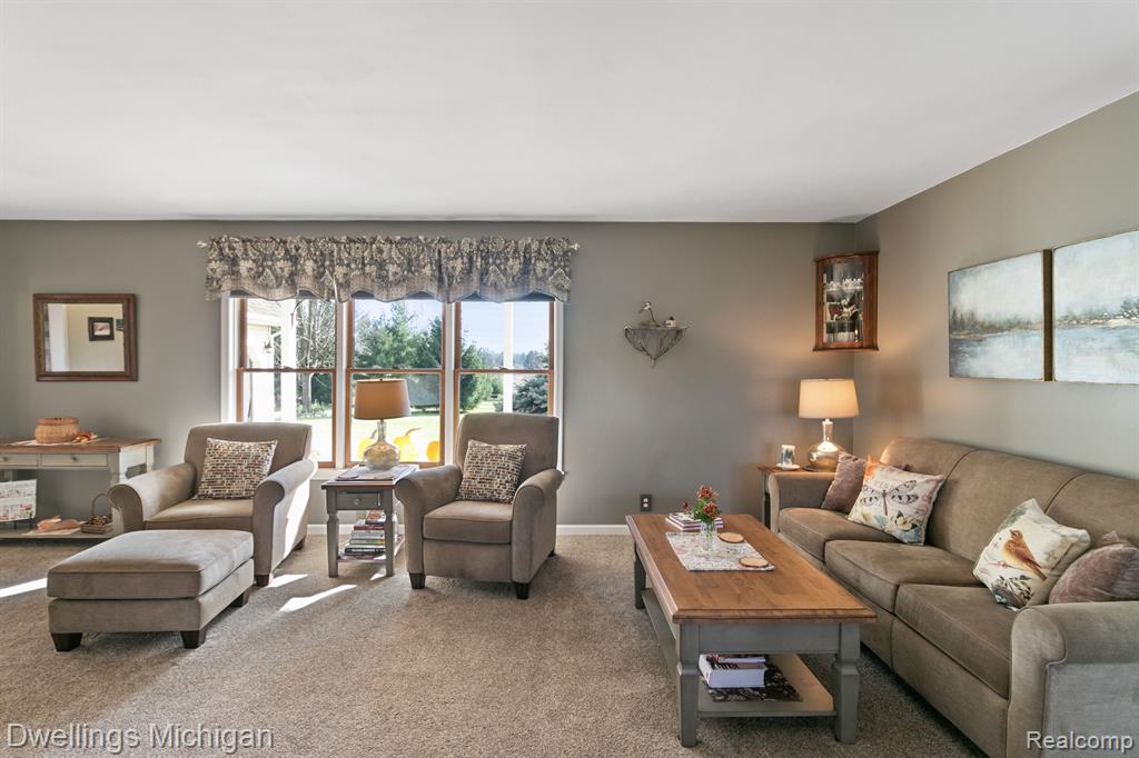 1588 Woodhaven Road Howell, MI 48855 - Photo 5 of 93