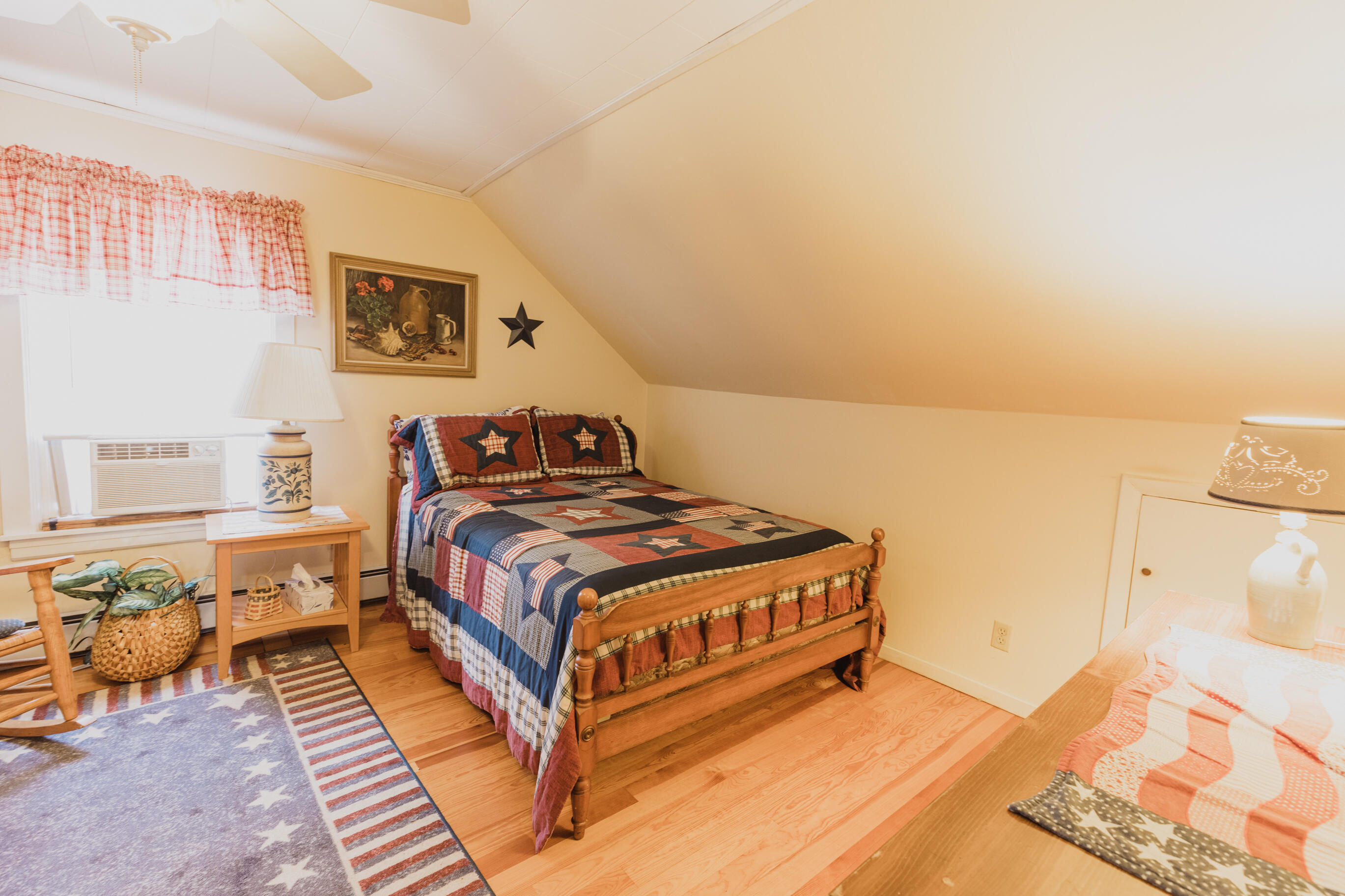 344 Maple Street Bangor, ME 04401 - Photo 24 of 41 344MaplestBangor_Aug_2022-30