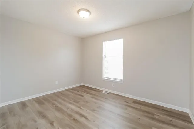 $2,160 | 19305 East 31st Terrace, Independence, MO 64057