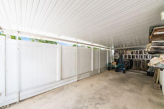 1677 Jackson Road Columbus, OH 43223 - Photo 34 of 48 Immaculate Garage