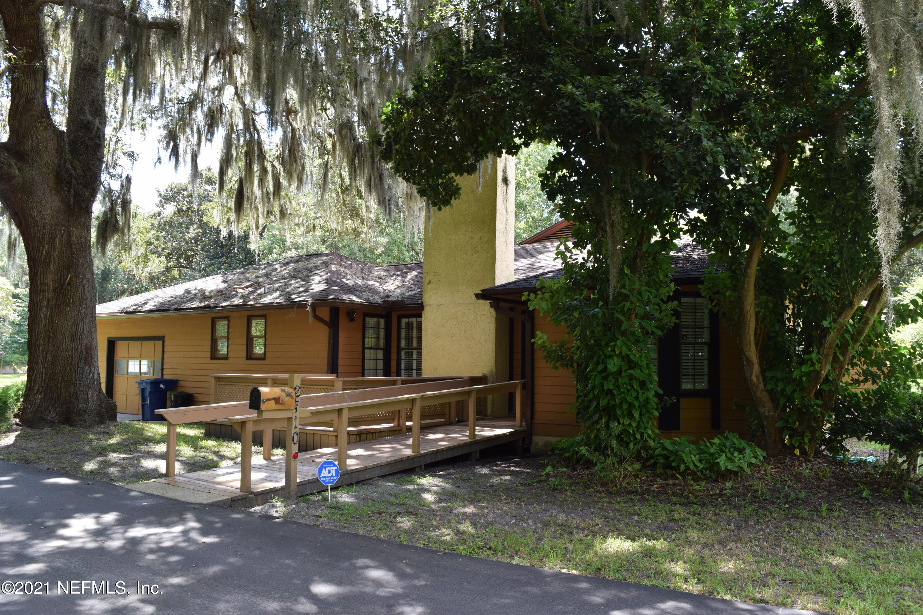 2710 Amelia Road Fernandina Beach, FL 32034 - Photo 2 of 77 DSC_0446