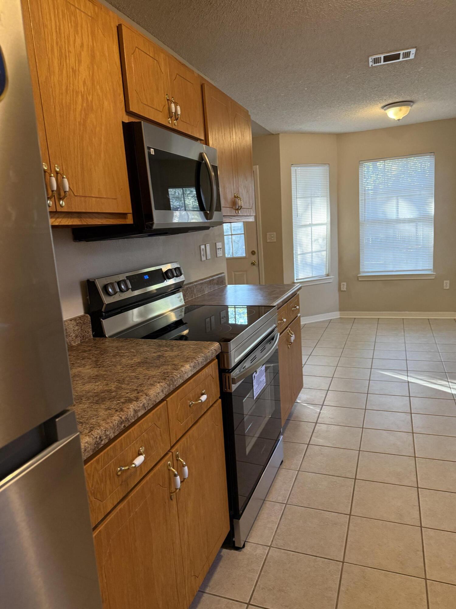 192 Mary Lane Crestview, FL 32536 - Photo 15 of 29 IMG_9322