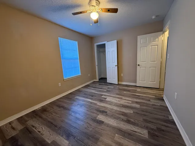 $1,725 | 192 Mary Lane, Crestview, FL 32536