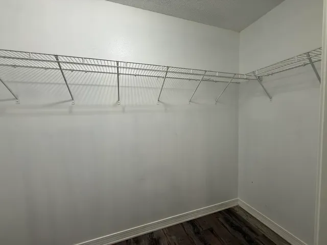 $1,725 | 192 Mary Lane, Crestview, FL 32536