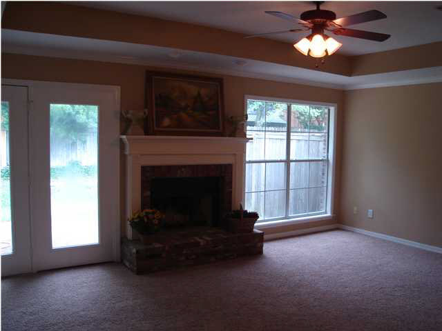 419 Friday Harbour Ridgeland, MS 39157 - Photo 2 of 13 Den with fireplace