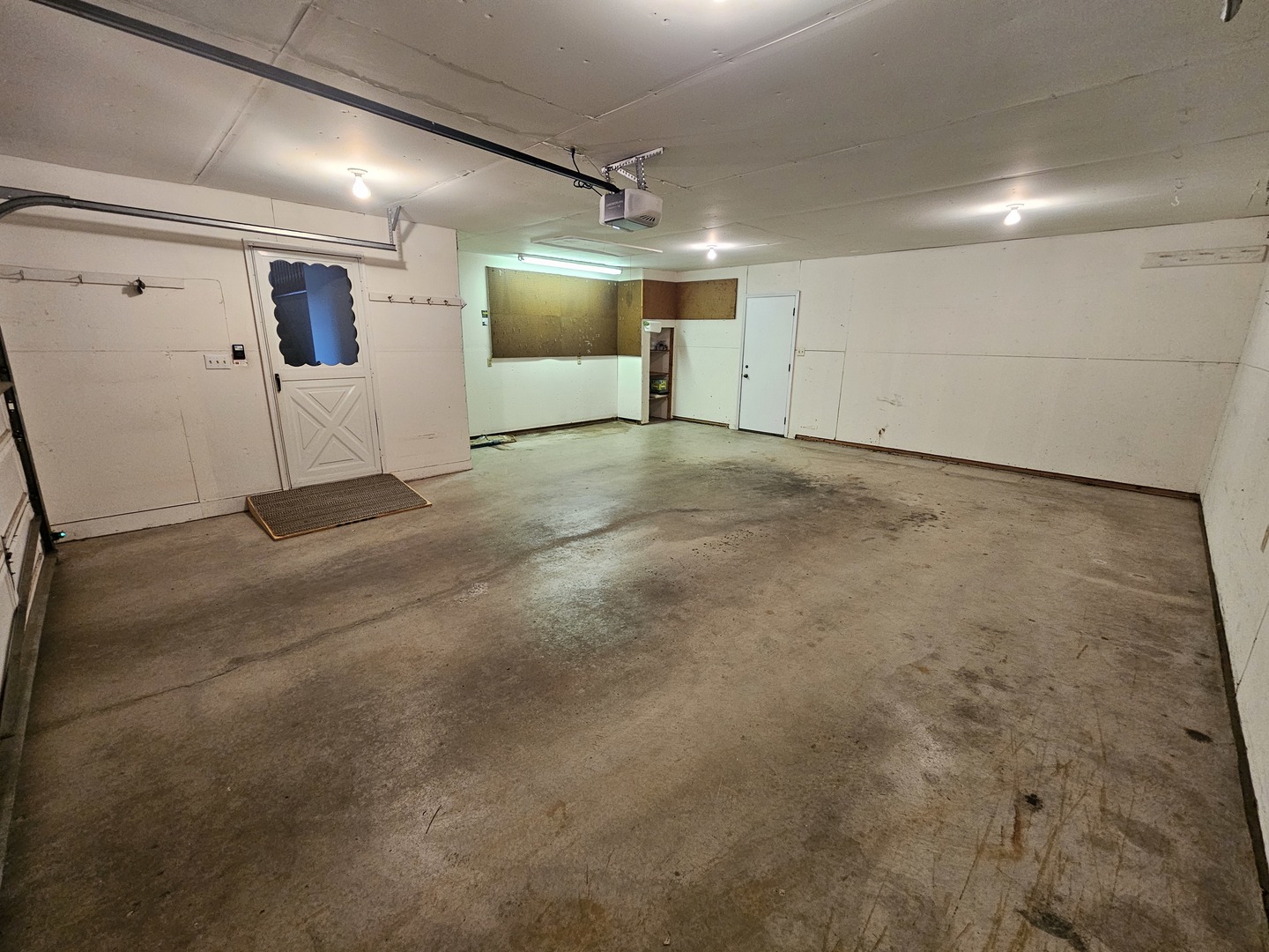 2401 Branch Road Champaign, IL 61822 - Photo 19 of 22 Gallery Image 19