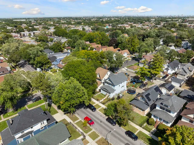 $199,000 | 1059 North Lorel Avenue, Chicago, IL 60651