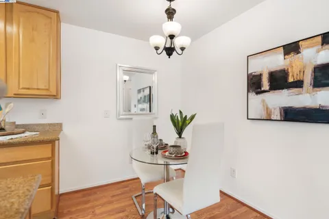 $279,000 | 2193 Lakeview Circle, Pittsburg, CA 94565