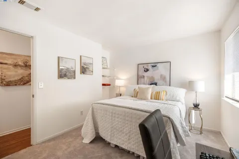 $279,000 | 2193 Lakeview Circle, Pittsburg, CA 94565