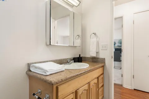 $279,000 | 2193 Lakeview Circle, Pittsburg, CA 94565