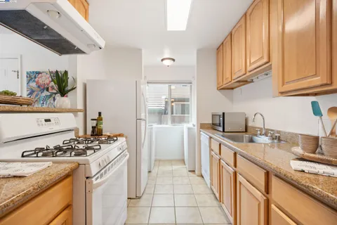 $279,000 | 2193 Lakeview Circle, Pittsburg, CA 94565