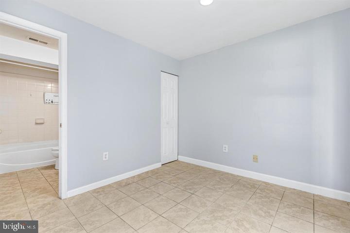1766 Ann Scarlet Court Woodbridge, VA 22191 - Photo 3 of 11 a view of an empty room