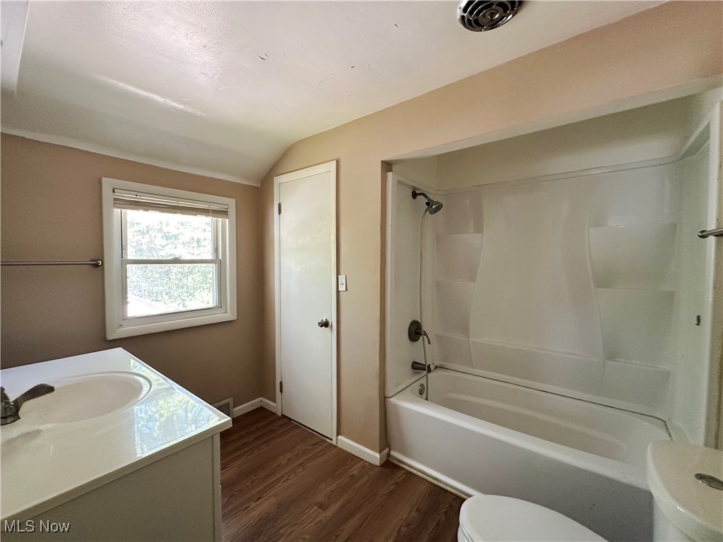 4110 Ridgeview Road Cleveland, OH 44144 - Photo 10 of 13 Gallery Image 10