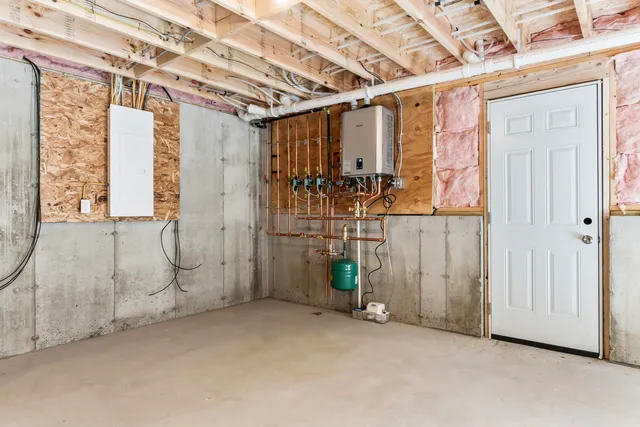 $639,900 | 68 Woodbrey Lane, Standish, ME 04084