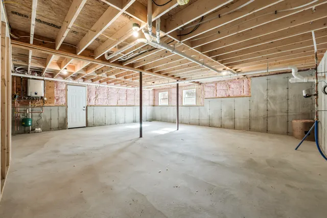 $639,900 | 68 Woodbrey Lane, Standish, ME 04084