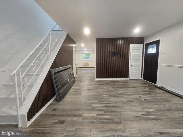 a view of an entryway