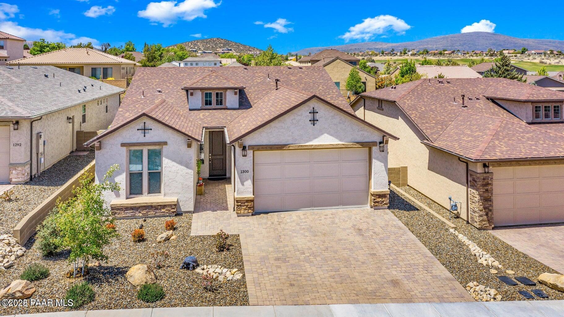 1300 North Low Valley Ln