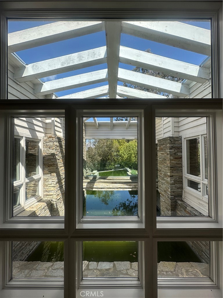 60 Crest Road East Rolling Hills, CA 90274 - Photo 4 of 23