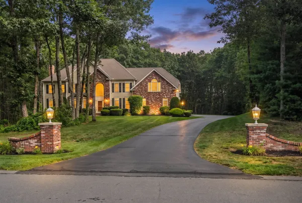 $1,650,000 | 36 Northland Road, Windham, NH 03087