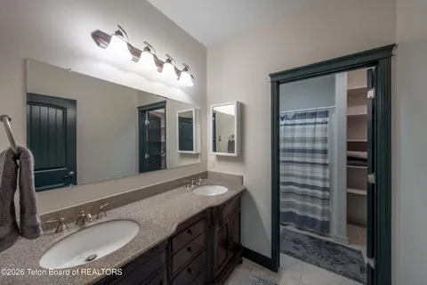 $799,000 | 425 Country Club Way, Thayne, WY 83127