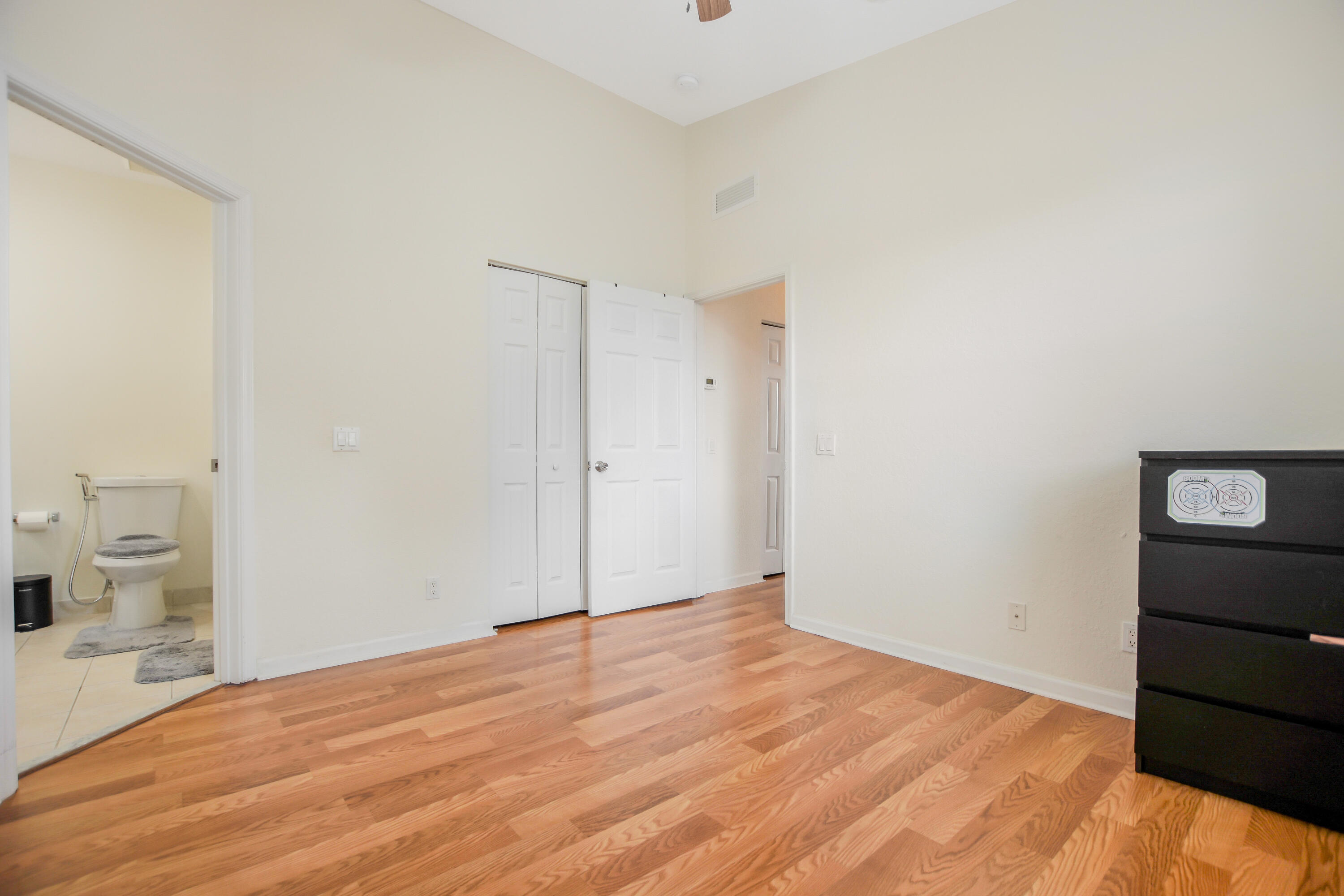 3268 Laurel Ridge Circle Riviera Beach, FL 33404 - Photo 17 of 33 2nd bedroom (2)