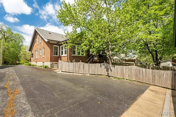 $695,000 | 332 Marion Avenue, Webster Groves, MO 63119
