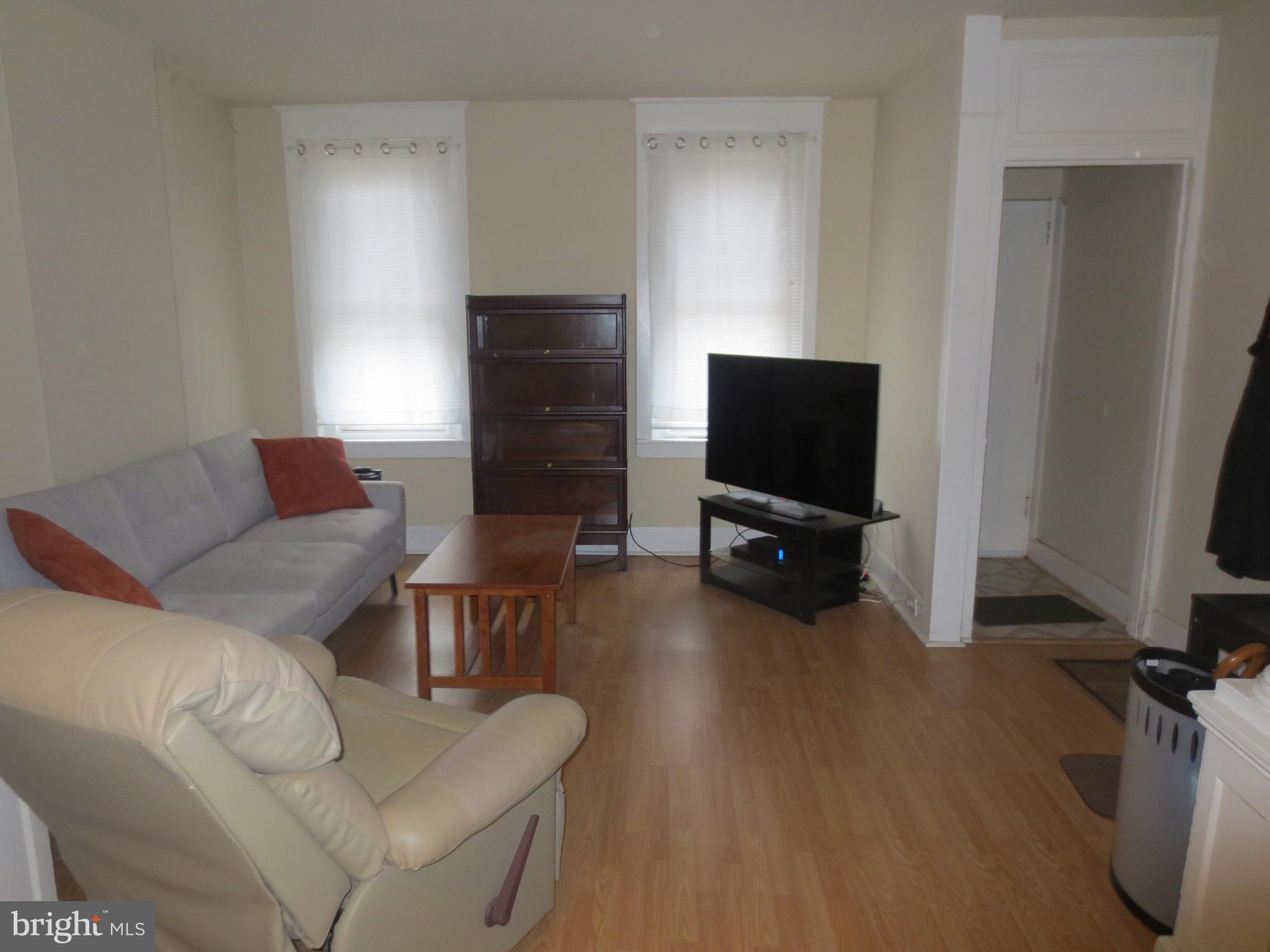 1826 Fernon Street Philadelphia, PA 19145 - Photo 3 of 11