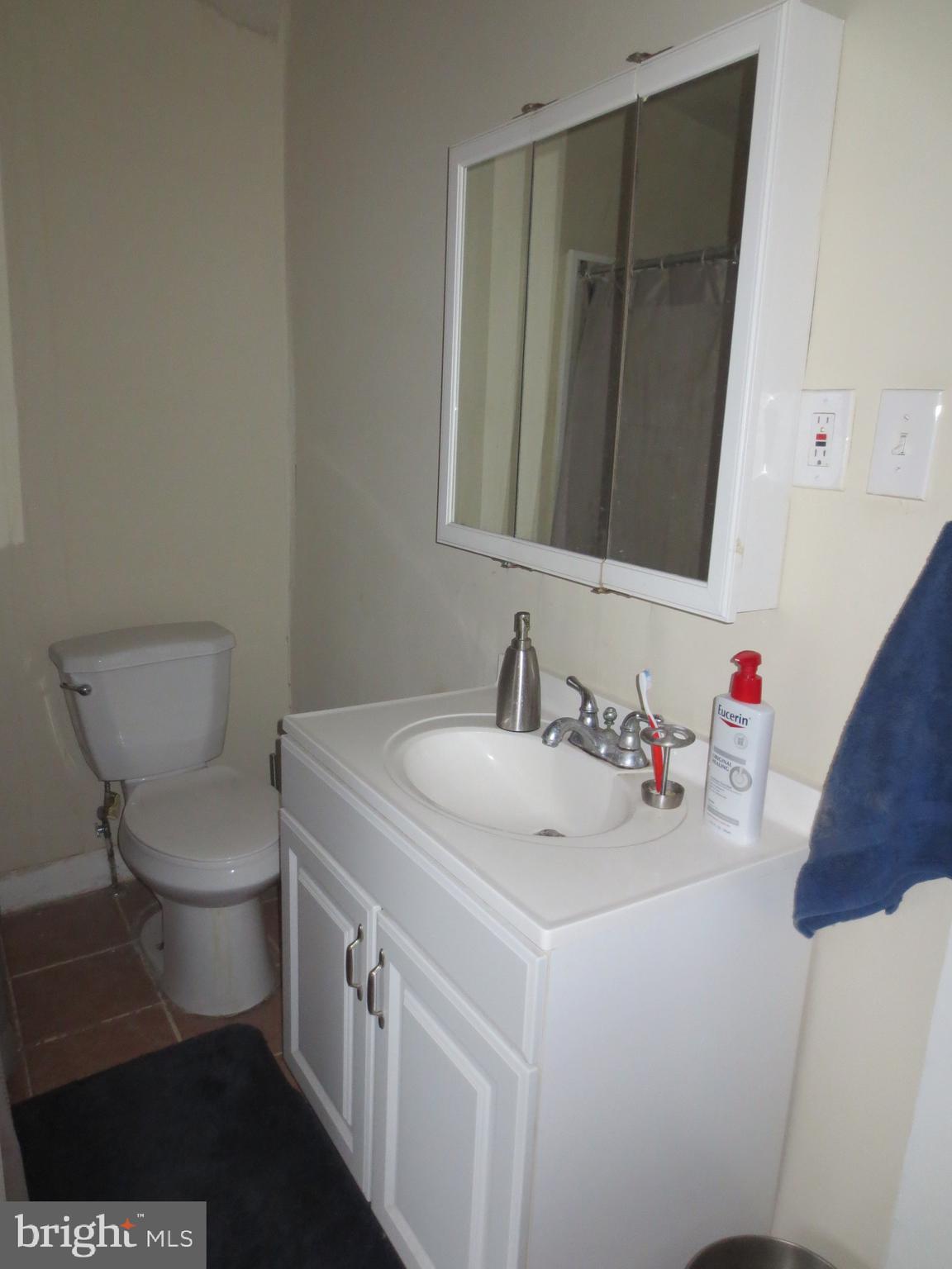 1826 Fernon Street Philadelphia, PA 19145 - Photo 7 of 11