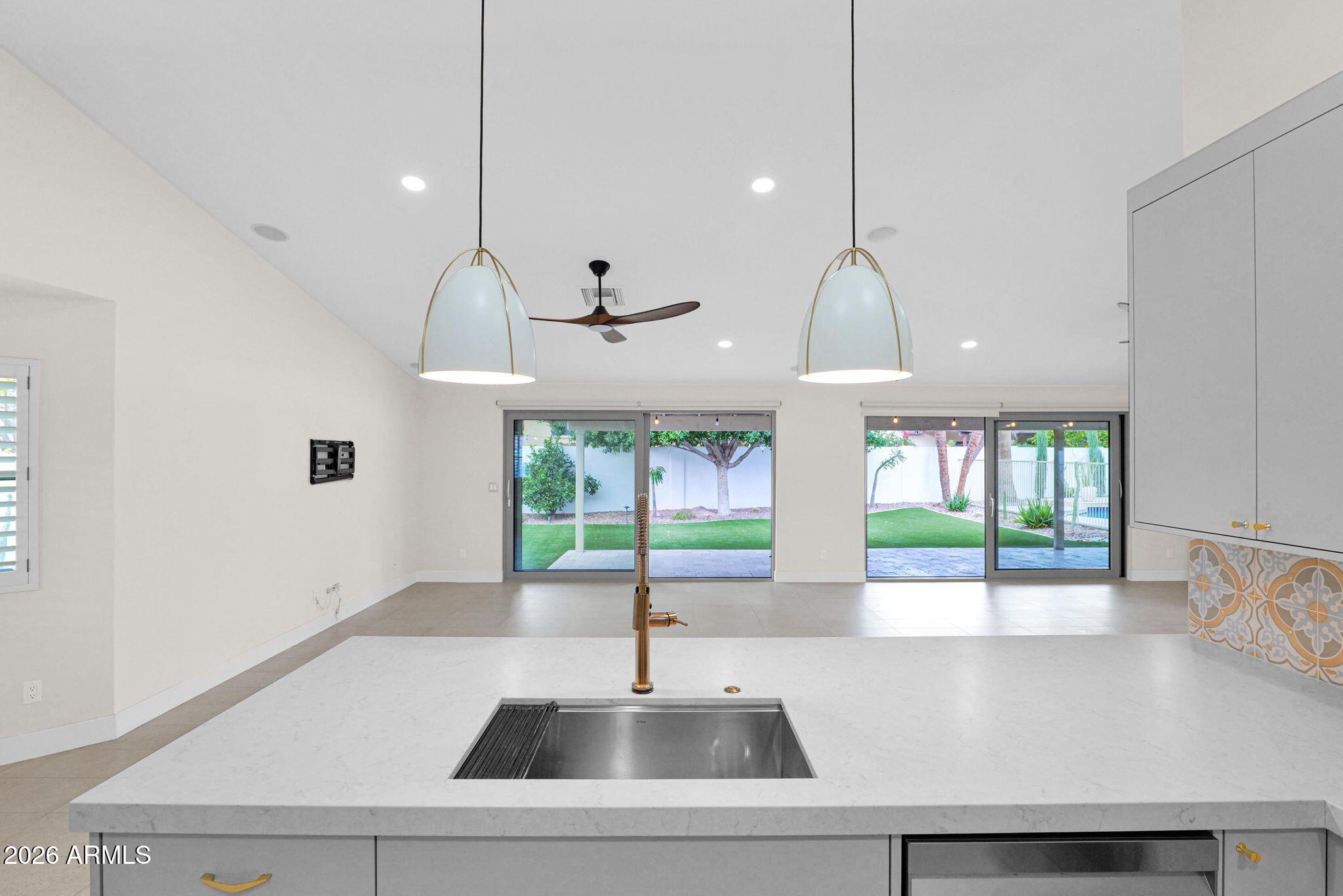 15650 North 60th Place Scottsdale, AZ 85254 - Photo 11 of 26 Kitchen Island