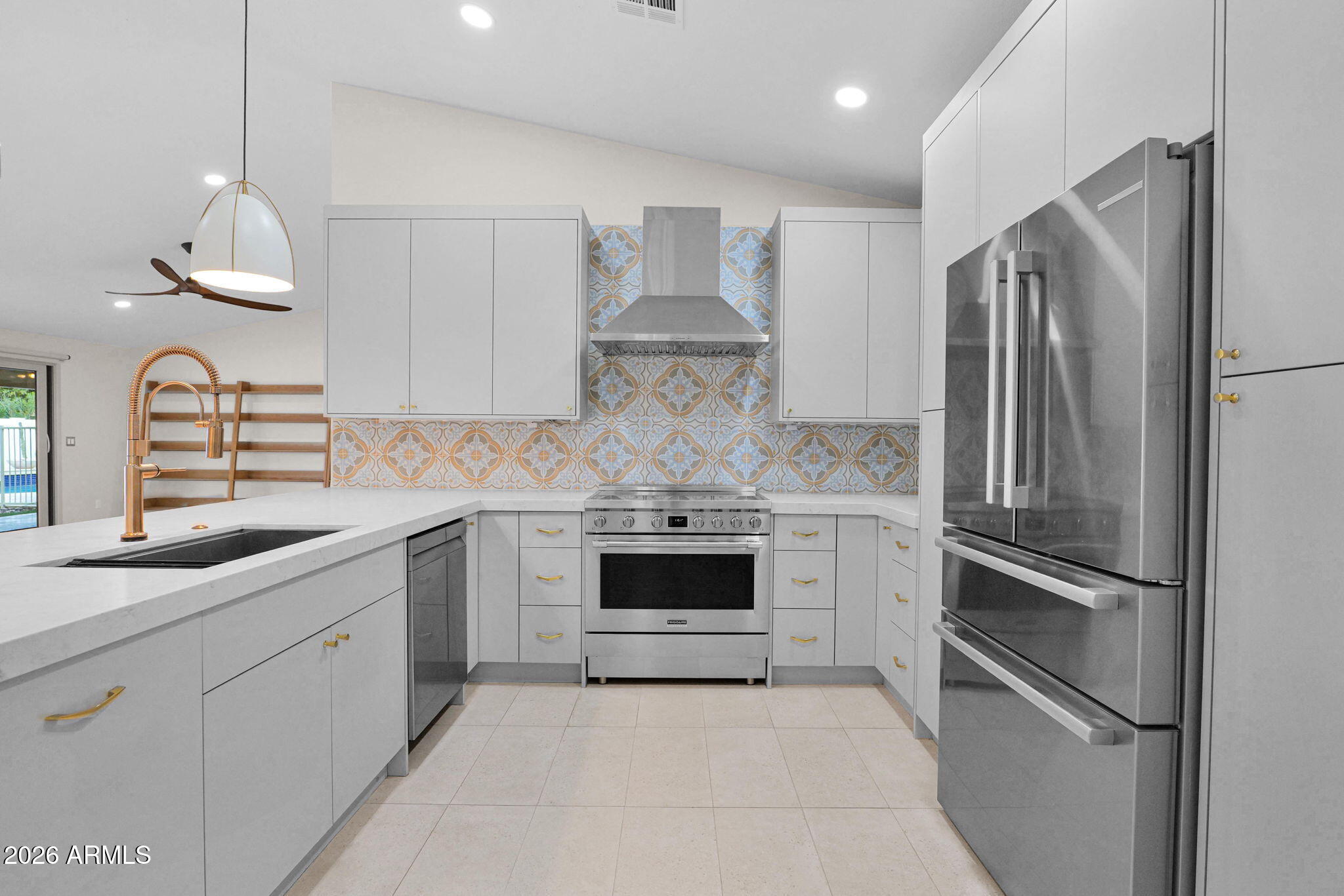 15650 North 60th Place Scottsdale, AZ 85254 - Photo 10 of 26 Kitchen