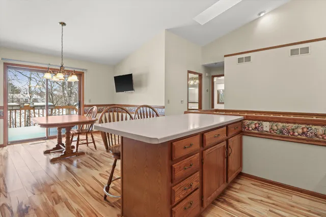 $384,900 | 635 Constitution Lane, DeForest, WI 53532