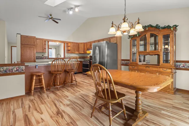 $384,900 | 635 Constitution Lane, DeForest, WI 53532