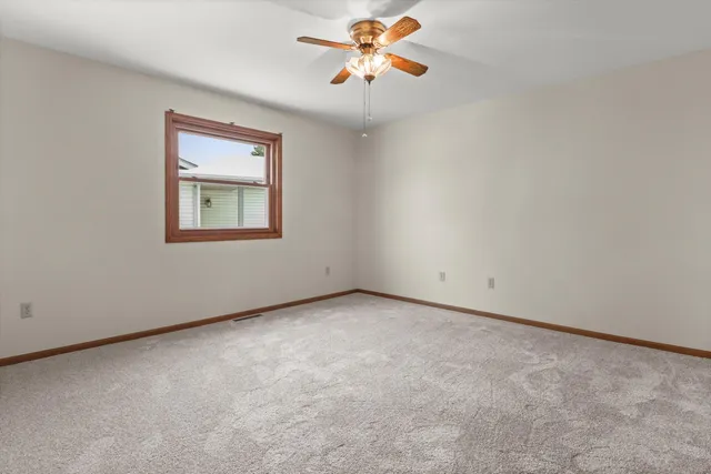 $384,900 | 635 Constitution Lane, DeForest, WI 53532