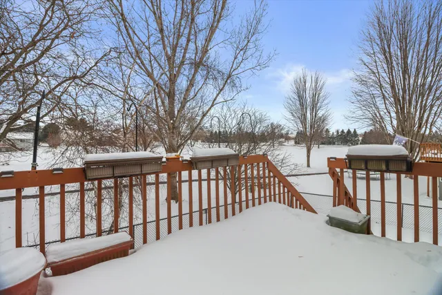 $384,900 | 635 Constitution Lane, DeForest, WI 53532