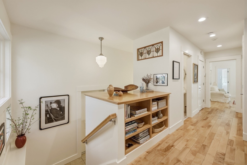 650 North Farms Road Northampton, MA 01062 - Photo 18 of 42 Gallery Image 18