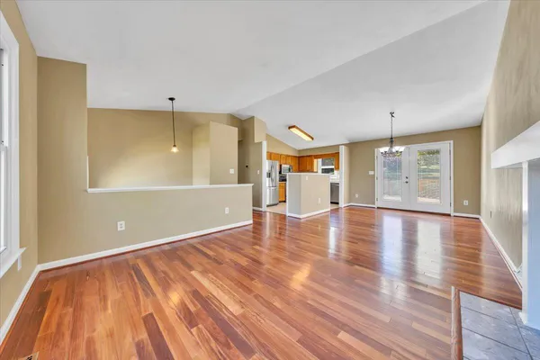 $374,950 | 1831 Summerfield Drive, Roanoke, VA 24012