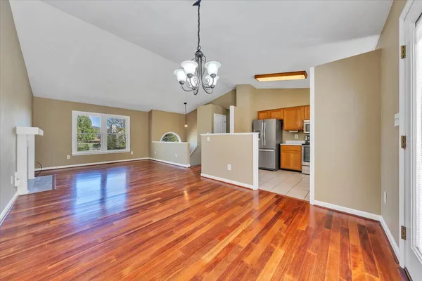 $374,950 | 1831 Summerfield Drive, Roanoke, VA 24012