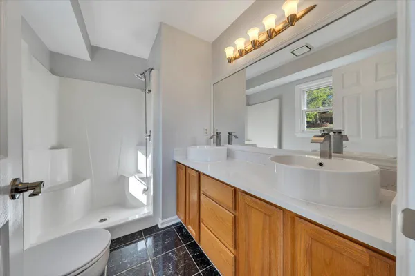 $374,950 | 1831 Summerfield Drive, Roanoke, VA 24012