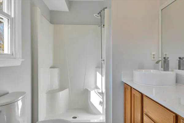 $374,950 | 1831 Summerfield Drive, Roanoke, VA 24012