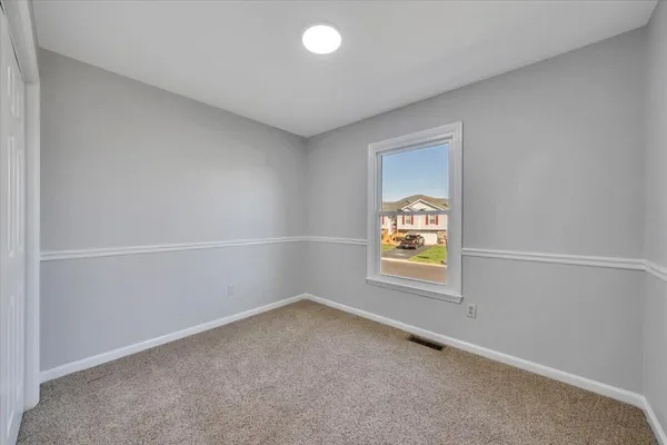 $374,950 | 1831 Summerfield Drive, Roanoke, VA 24012