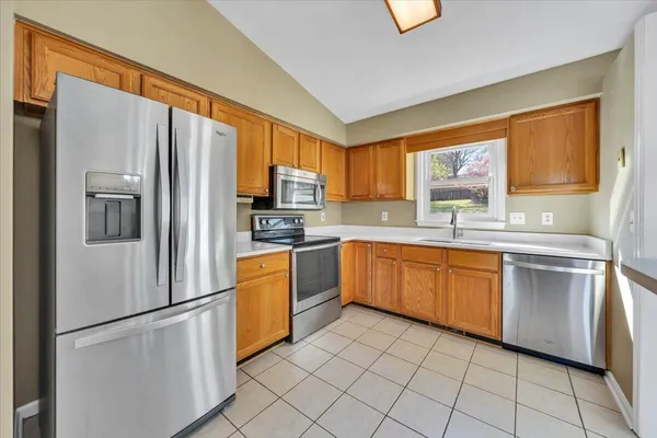 $374,950 | 1831 Summerfield Drive, Roanoke, VA 24012