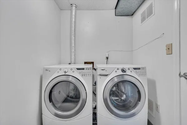 $374,950 | 1831 Summerfield Drive, Roanoke, VA 24012