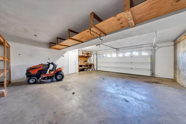 $374,950 | 1831 Summerfield Drive, Roanoke, VA 24012