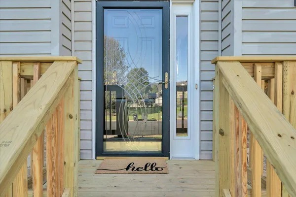 $374,950 | 1831 Summerfield Drive, Roanoke, VA 24012