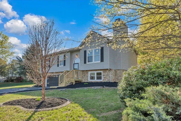$374,950 | 1831 Summerfield Drive, Roanoke, VA 24012
